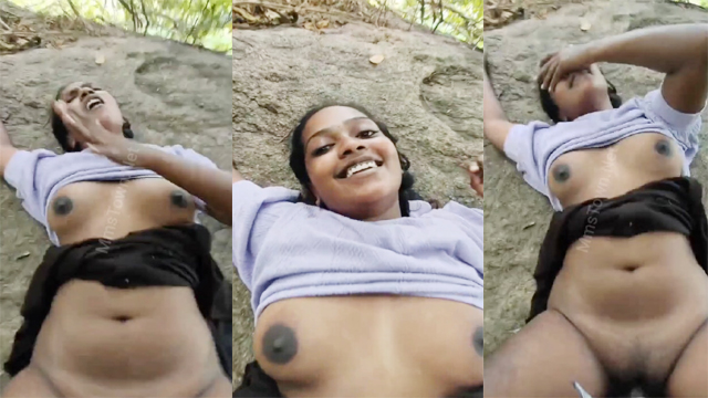 Desi Dusky Girl Outdoor Sucking & Fucking With BF