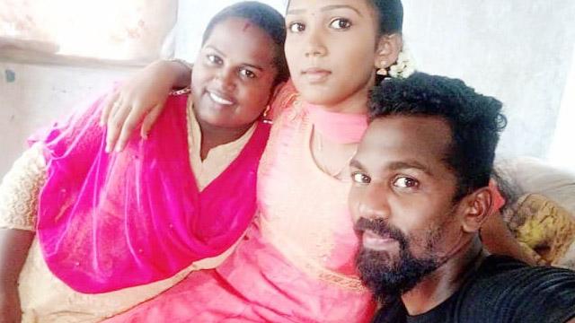 Horny Mallu Wife Saali Ek Sath Hard Fuck Viral